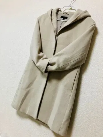 UNIQLO 후드 부착 베이지 롱 코트