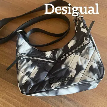 Desigual 복슬복슬 미니백 (블랙/그레이)