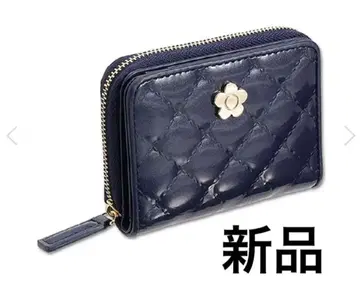 MARY QUANT 마리콴트 에나멜 퀼트 멀티 지갑 네이비 한정 가격