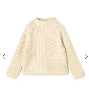 투모로우랜드 아이보리 케이블 니트 스웨터 긴팔