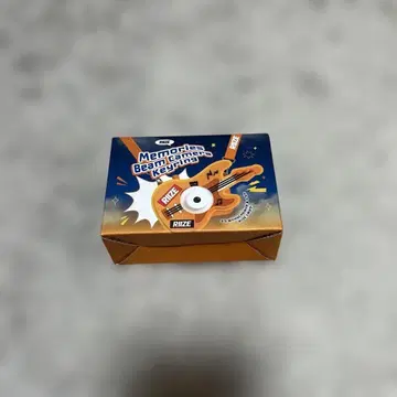 RIIZE x MEGA COFFEE 콜라보 MD 카메라 키링