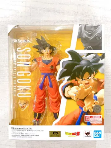 S.H. 피규아트 드래곤볼 Z 손오공 -지구에서 자란 사이어인-