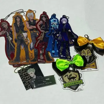 트위스티드 원더랜드 아크릴 키링 세트