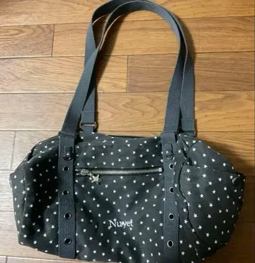 Nuyet 별 패턴 토트백 그레이