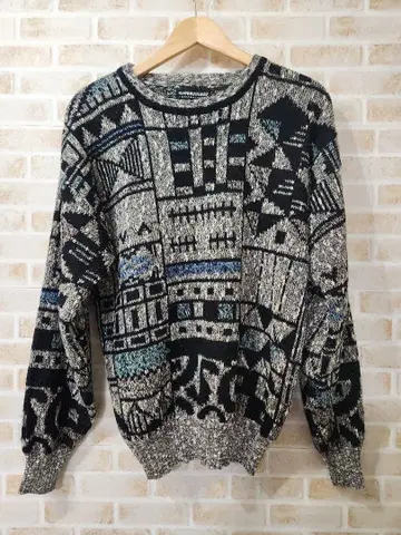 Vintage Men's Expressions International