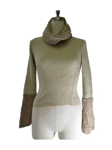 [ COSA-NOSTRA ] 리브 니트 퍼프 슬리브/플레어 소매 스웨터