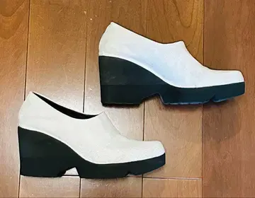 thierry rabotin 화이트 웨지힐 펌프스