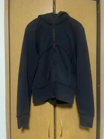 닐바렛 지퍼 후드티