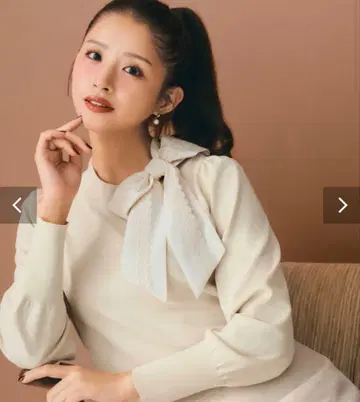 스트로베리 필드 레이스 타프타 리본 넥 니트 새상품