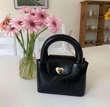 [ 새상품 ] nugu nyom 하트 버튼 백 bibiy