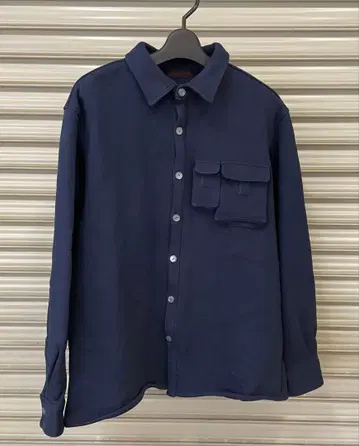 네이비 버튼업 셔츠 2 포켓 속기모