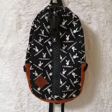 PLAYBOY 로고 백팩 블랙 오렌지 빅 척