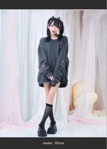 미사용 새상품 ReAmour 리암르 트윙클 풀오버