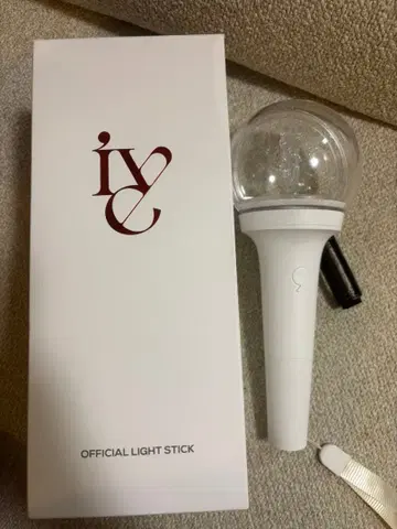 IVE LIGHT STICK 공식 응원봉