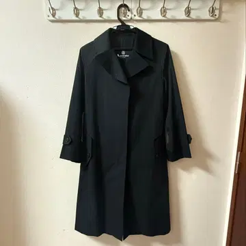 Aquascutum 트렌치코트 블랙