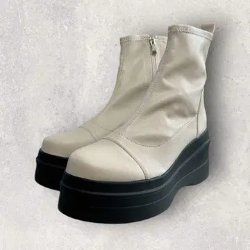 컨디션 최상 YOSUKE 요스케 통굽 부츠 사이드 지퍼 아이보리