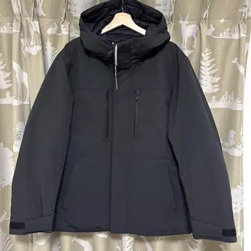 유니클로 하이브리드 다운 후드티 블랙 L 사이즈