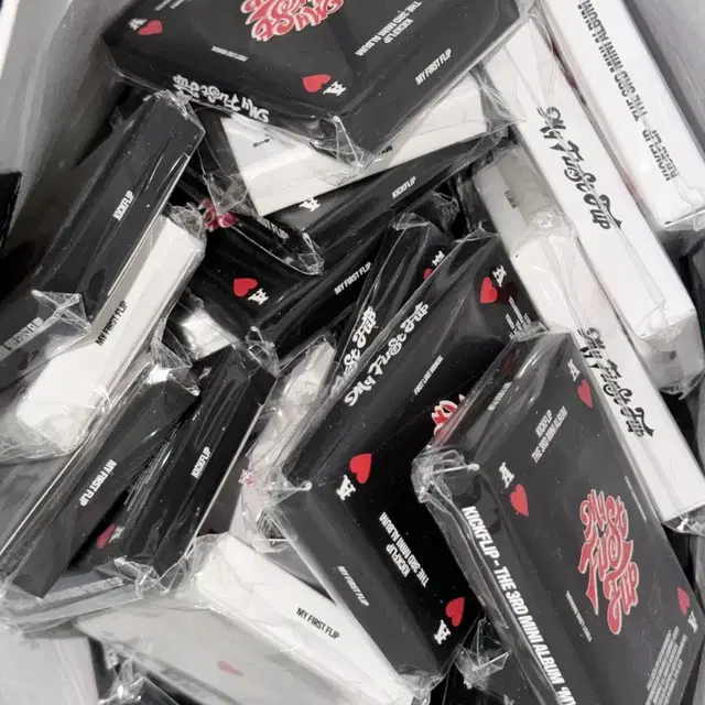 킥플립 미개봉 포카앨범 양도 판매