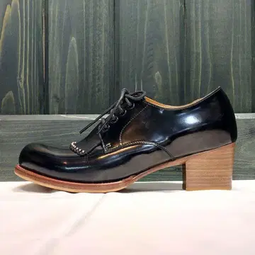 포브 클래식 레이스업 슈즈 5 에나멜 퀼트 텅 탈부착 가능