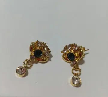 골드 드롭형 귀걸이 스톤 포함 (미사용 새상품) 최종 세일 12/27까지