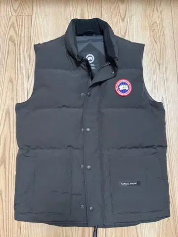 [컨디션 최상] Canada Goose 블랙 다운 베스트