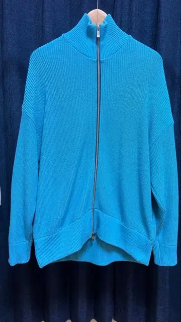 MAISON SPACIAL 드라이버 니트