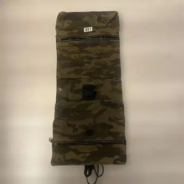 LGB Issixwasnine 카모 패턴 지퍼 파우치