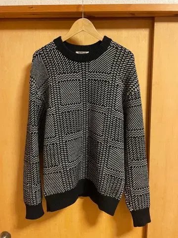 AURALEE 오라리 바즈아이 니트 블랙 화이트