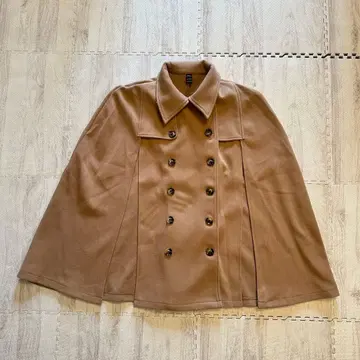 브라운 더블 브레스트 케이프 코트