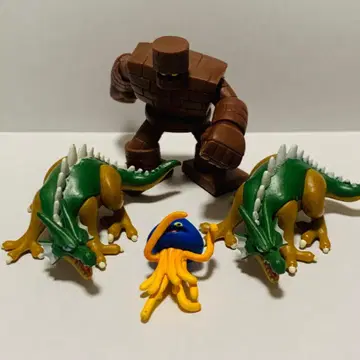 [ 선착순! ] [ 가격 인하 협상 가능! ] 드래곤 퀘스트 피규어 4체