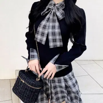 INGNI 체크 무늬 보타이 셔츠 도킹 니트 원피스 블랙