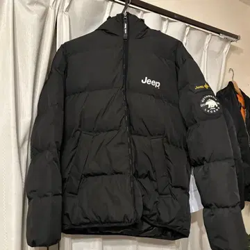 Jeep 다운 자켓 M 사이즈 블랙 후드 부착