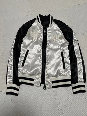 vanquish 자수 실버/리버서블 블랙 스카잔