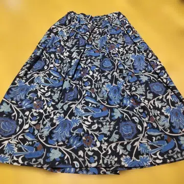 NATIVEWORKS 꽃무늬 스커트 SO 에스오/prit/에코로/dgy