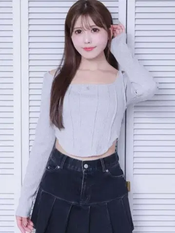 EATME 컷 아웃 숄더 리브 TOP 그레이