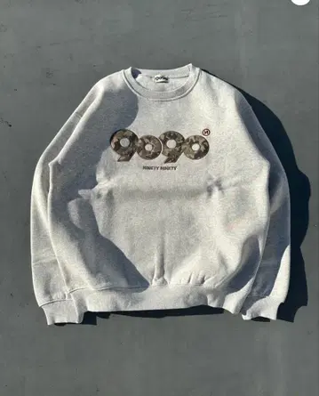 9090 OG Logo Original Crewneck Sweat S