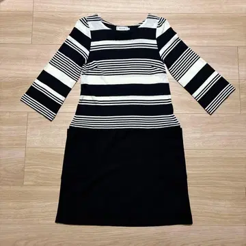 아나텔리어 스트라이프 원피스