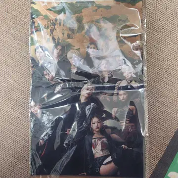 BMSG FES'25 메가 캡슐 패브릭 포스터