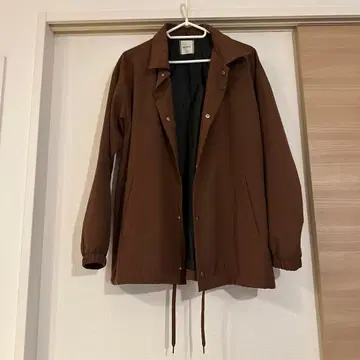 브라운 후드 없는 자켓 M 사이즈