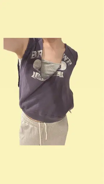 퍼플 트레이닝복 슬리브리스 리메이크