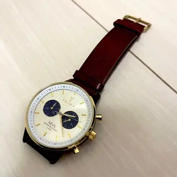 트리바 시계 triwa