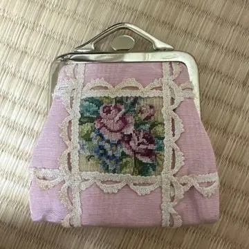 꽃무늬 자수 핑크 코인 케이스