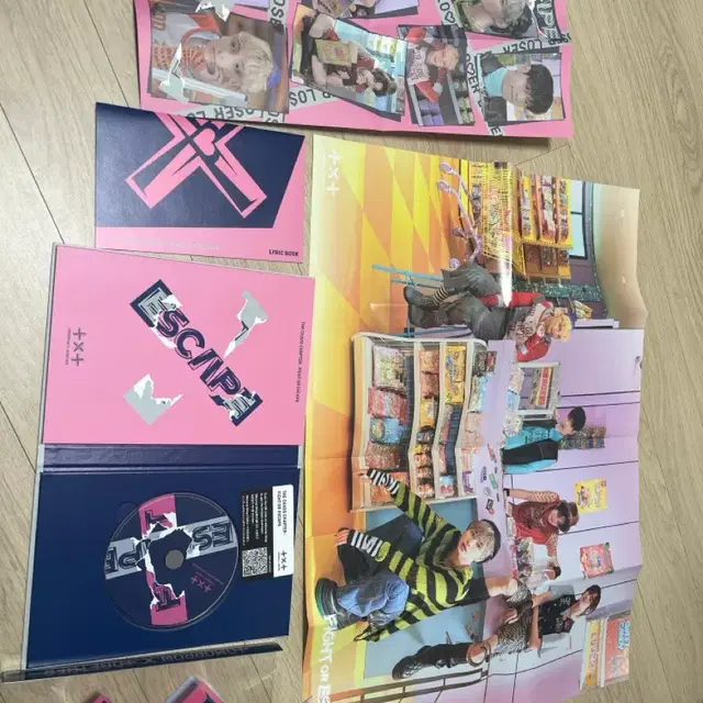 투모로우바이투게더 앨범