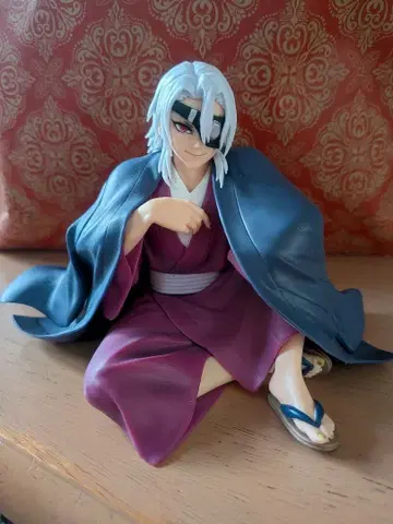 귀멸의 칼날 쵸코노세 피규어 우즈이 텐겐