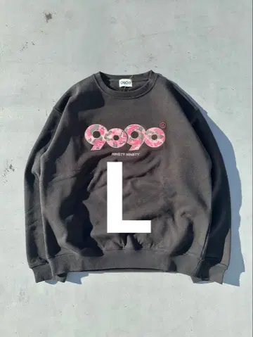 9090 OG Logo Original Crewneck Sweat