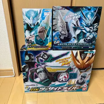 가면라이더 리바이스 DX 투사이드 드라이버 홀리 윙 메모리얼