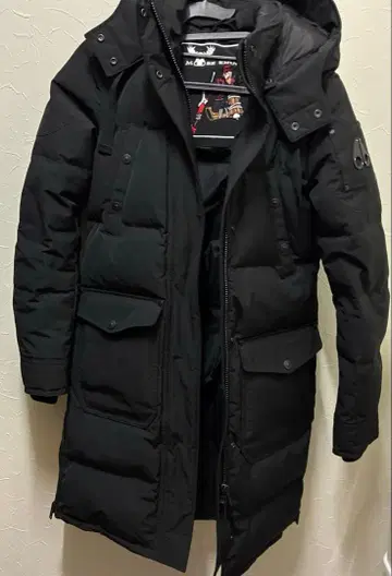 무스 너클스 다운 코트