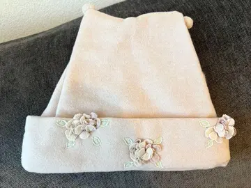 사에라 안리코*택 포함 새상품 스모키 핑크 모자 스무스 니트 작음