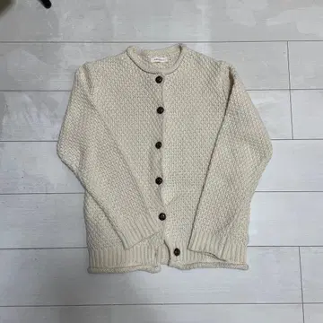 인내추럴 니트 가디건 미사용