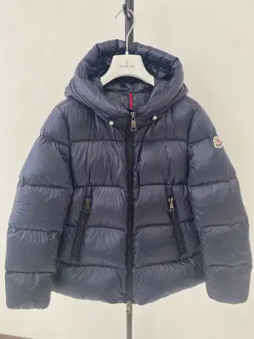 Moncler 네이비 다운 자켓